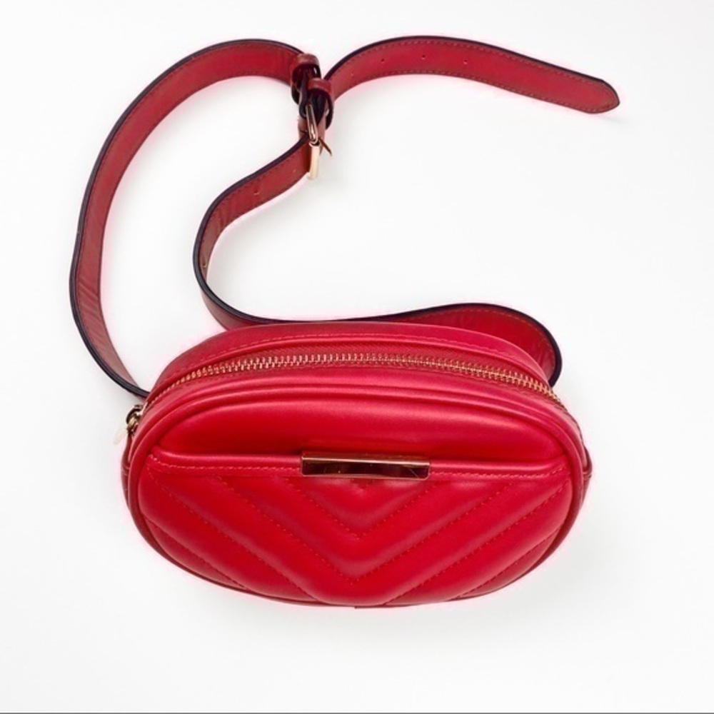 A new day red belt bag / Fanny pack